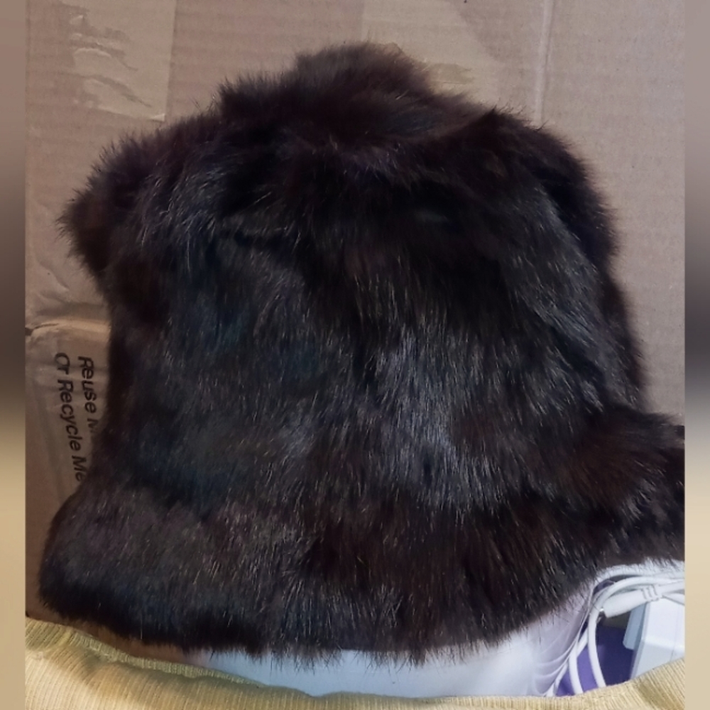 Fur (Rabbit) Bucket Style Hat
